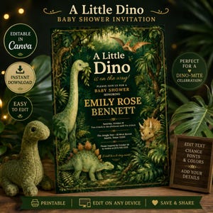 Könnte beinhalten: Eine rechteckige Babyparty-Einladung mit einem dunkelgrünen Dschungelhintergrund und Illustrationen eines langhalsigen Dinosauriers, eines Triceratops und eines Flugsauriers. Der Text lautet A Little Dino is on the way, zu Ehren von Emily Rose Bennett.