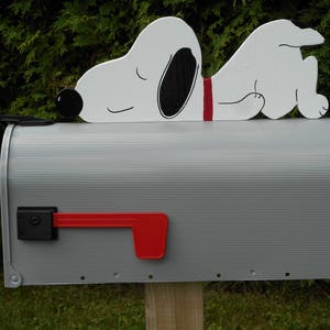 Novelty  mailboxes -   Snoopy Relax  mailbox (Grey)