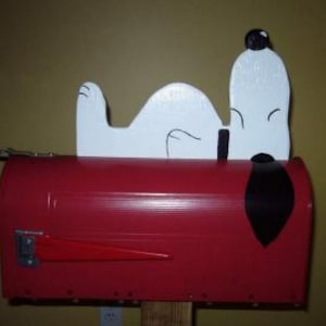 Novelty mailboxes - Snoopy mailbox ( Red )