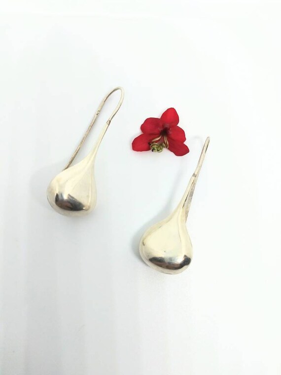 Vintage sterling silver puffed teardrop earrings