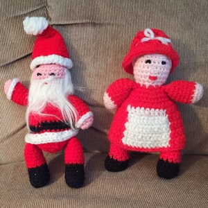 crochet Santa Claus and Mrs. Claus