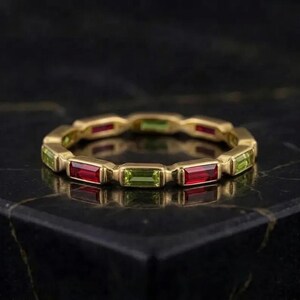 14k Yellow Gold Baguette Red Ruby Peridot Eternity Band, Art Deco Anniversary Gift Stackable Promise Ring Minimalist Birthstone Jewelry