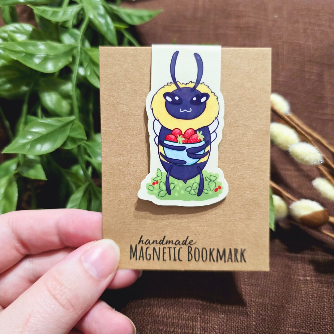 Bumble Bee With Bowl of Strawberries Magnetic Bookmark - Etsy