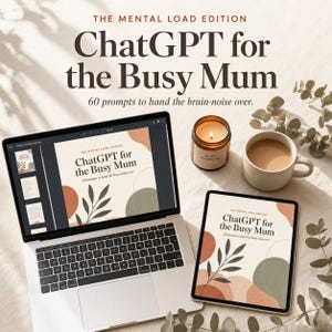 Könnte beinhalten: Ein Laptop und ein Tablet zeigen das Cover eines digitalen Buches mit dem Titel "ChatGPT for the Busy Mum". Eine brennende Kerze und eine Tasse Kaffee stehen daneben. Das Buchcover zeigt abstrakte Formen und botanische Illustrationen.
