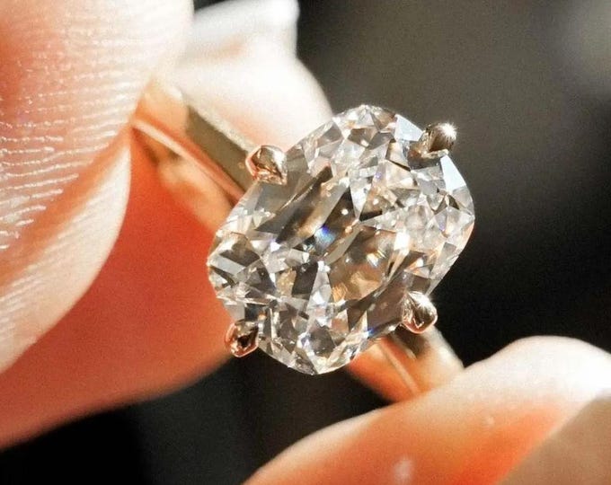 Elongated Cushion Cut Moissanite Engagement Ring, 14K Solid Gold Solitaire Bridal Ring, Vintage Inspired Wedding Ring, Elegant Jewelry