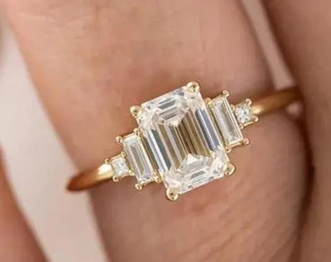 Emerald Cut Moissanite Engagement Ring For Women, 14K Solid Gold Wedding Ring, Vintage Style Proposal Ring, Art Deco Inspired Bridal Jewelry