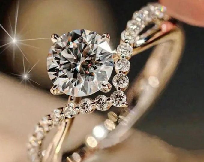 Round Cut Twisted Band Moissanite Engagement Ring 14K Gold Vintage Style Wedding Ring Statement  Ring Anniversary Gift For Her