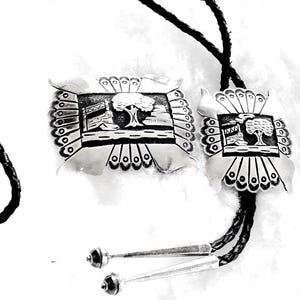 Vintage Harold Yazzie Storyteller "Summer Weaving" Bolo Tie Belt Buckle Set Oxidized Sterling Silver Native American Navajo Hallmark 1980s