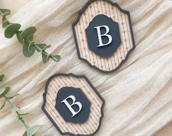 Gepersonaliseerde baby shower magneet gunsten, custom baby shower gunst, enkele letter magneet cadeau, houten koelkastmagneet babyshower aandenken