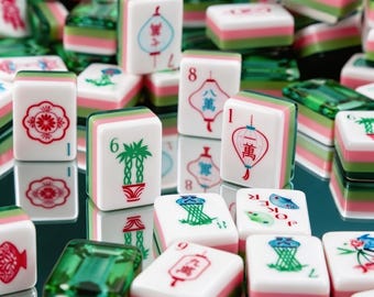 Amerikanskt Mahjong-set 160 plattor Smaragdgröna 4-lagers akryl Mahjongplattor Lyxig presentdekoration