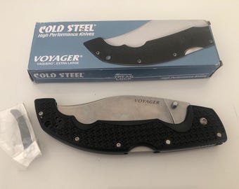 Nóż Cold Steel Voyager X-Large Vaquero Tri-Ad Lock, 29TXV AUS 10A