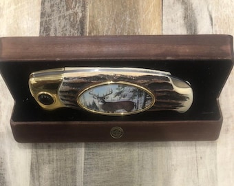 Franklin Mint Deer Hunter Knife Limited Edition with display stand