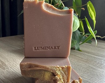 Cottage Wonder Soap Bar | Violet, Cashmere & Magnolia Soap | Cold Process Soap | Handmade Natural Tallow Soap