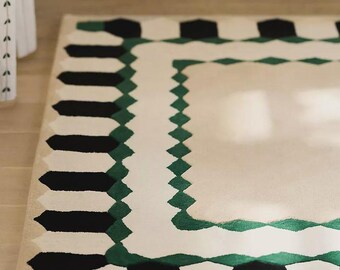 Tapis géométrique en laine fait main, motif abstrait vert, noir et crème