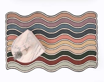 Tapis en laine à rayures ondulées fait main, style scandinave abstrait et organique