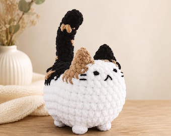 Beginner Amigurumi Crochet Set, DIY Animal Plush Keychain Craft Gift