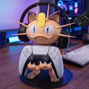 Meowth Headphone & Controller Holder for PS5/Xbox | Pokémon Gaming Desk Stand | 29cm Gamer Setup Decor