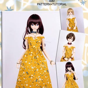 Puede incluir: Vestido amarillo mostaza con hombros descubiertos y estampado floral blanco y azul, diseñado para muñecas inteligentes. La imagen incluye el texto "COTTON OFF-THE-SHOULDER DRESS" y "PATTERN+TUTORIAL". Varias muñecas llevan el vestido.