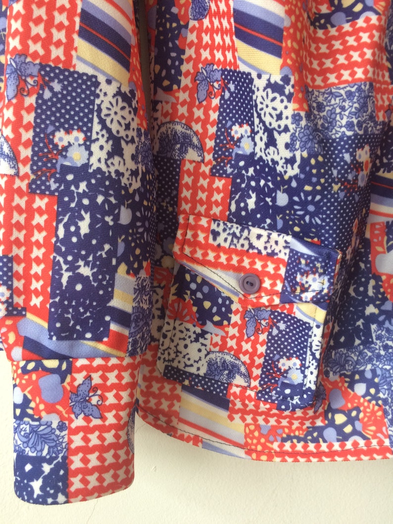 Medium 70s Red and Blue Patchwork Pattern Blouse Western Style Women/'s Small