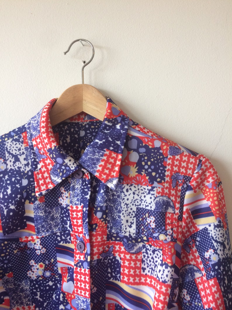 Medium 70s Red and Blue Patchwork Pattern Blouse Western Style Women/'s Small
