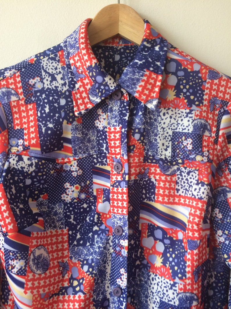 Medium 70s Red and Blue Patchwork Pattern Blouse Western Style Women/'s Small