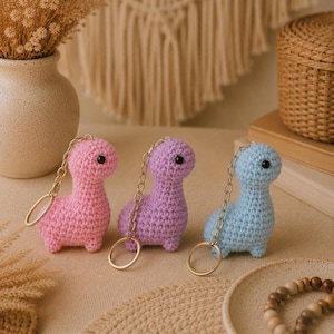 Mini modèle de porte-clés au crochet dinosaure PDF mignon porte-clés dinosaure Amigurumi au crochet