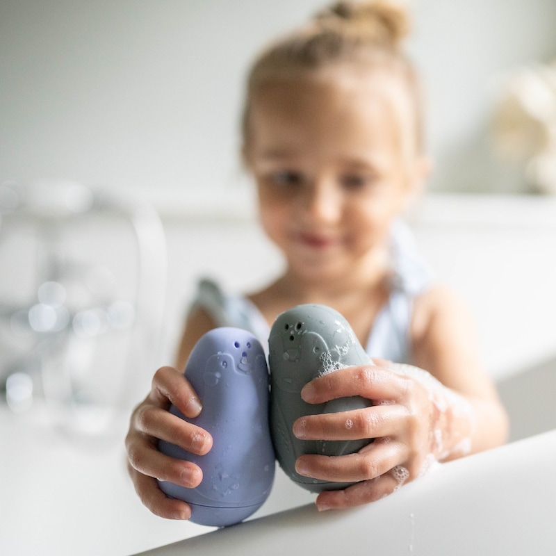 Bath Penguin Buddies - Silicone Bath Toys - Squirting toys - Bath Toys for Babies to Preschoolers