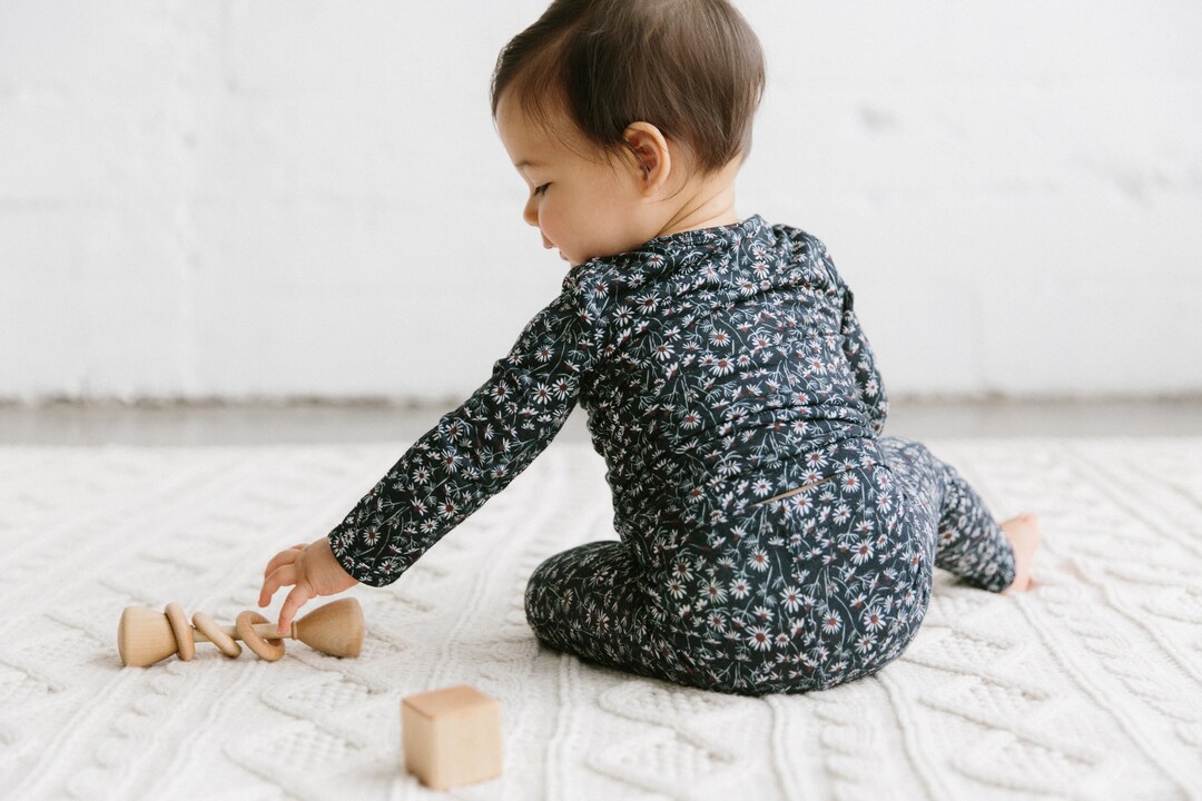 Natural Wooden Baby Rattle: Classic Montessori Toy - Etsy
