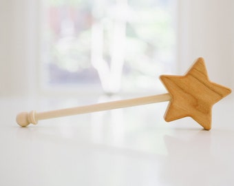Varita mágica de madera de cerezo con forma de estrella: juguete mágico personalizado.