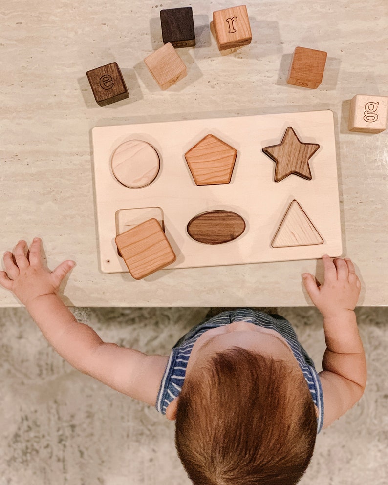 Rompecabezas de madera con formas: Juguete Montessori para niños pequeños imagen 8