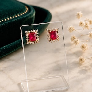 Pendientes de botón con halo de rubí talla esmeralda / Pendientes de botón con diamantes de circonita cúbica chapados en oro / Pendientes cuadrados de rubí de plata de ley 925 para mujer