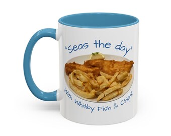 Tazza da caffè con motivo fish and chips di Whitby, souvenir costiero, regalo ideale per chi vive sul mare nello Yorkshire.