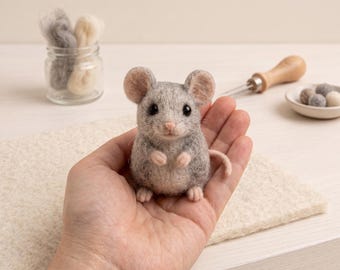 Needle Felt Mouse Figurine, Handmade Wool Mouse Decor, Miniature Woodland Animal, Cottagecore Shelf Decor, Cute Gift for Animal Lovers