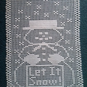 Frosty Friends Table Runner PDF pattern only