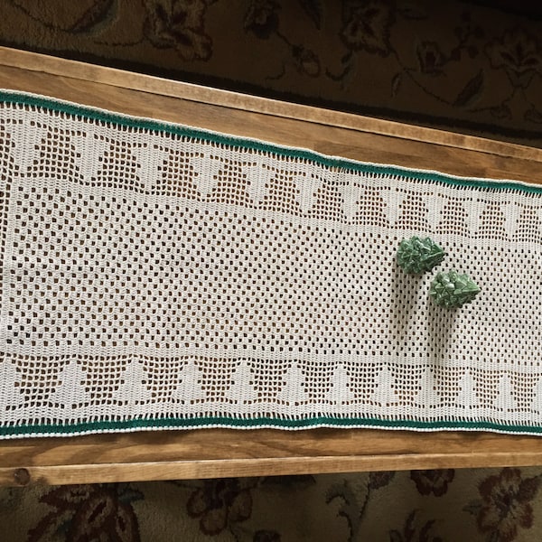 Winter Table Runner - Etsy