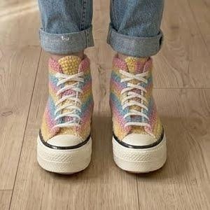 Patrón de funda para zapatillas Converse a crochet en PDF, tutorial para superponer diseños de zapatillas