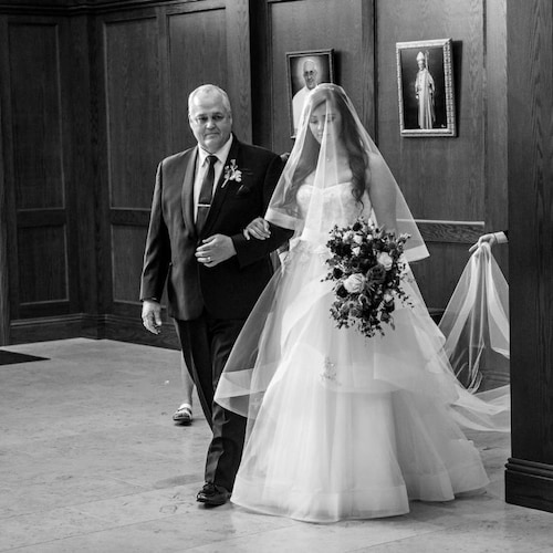 Cathedral Wedding Veil: 2-tier 108 display picture 3