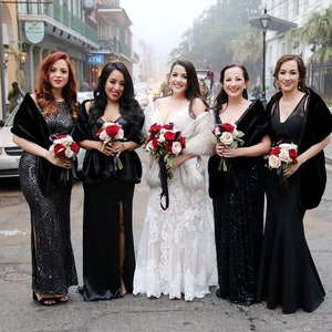 10 dollars faux fur shawl for bridesmaids