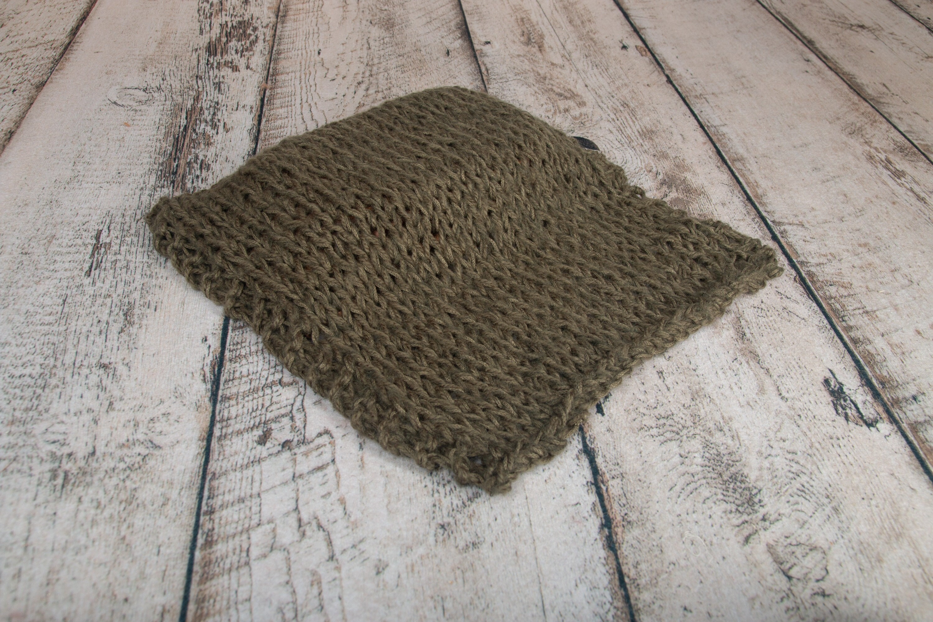 Chunky Knit Net Blanket Layer, Army Green Shades, Photography Props