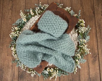 Fuzzy Knit Blanket Layer: Blue Green, Photography Prop