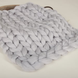 Bump Blanket, Chunky Knit blanket, Merino Wool, Cloud Gray, Newborn Photography Prop