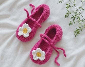 Mönster med Baby Daisy Gladiatorsandaler | Virkade Boho-skor till spjälsängen (digital nedladdning)