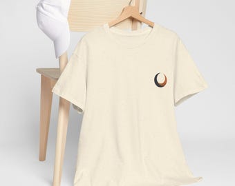 Minimalistisches Mond T-Shirt | Celestial Kleines Logo T-Shirt | Sand & Natur Streetwear