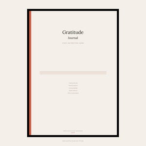 Puede incluir: Una página de diario de gratitud con fondo crema, borde negro y una fina línea vertical naranja a la izquierda. El texto dice Gratitude Journal, 30 Days Daily Reflections, e incluye secciones para gratitud diaria, intenciones y reflexiones.