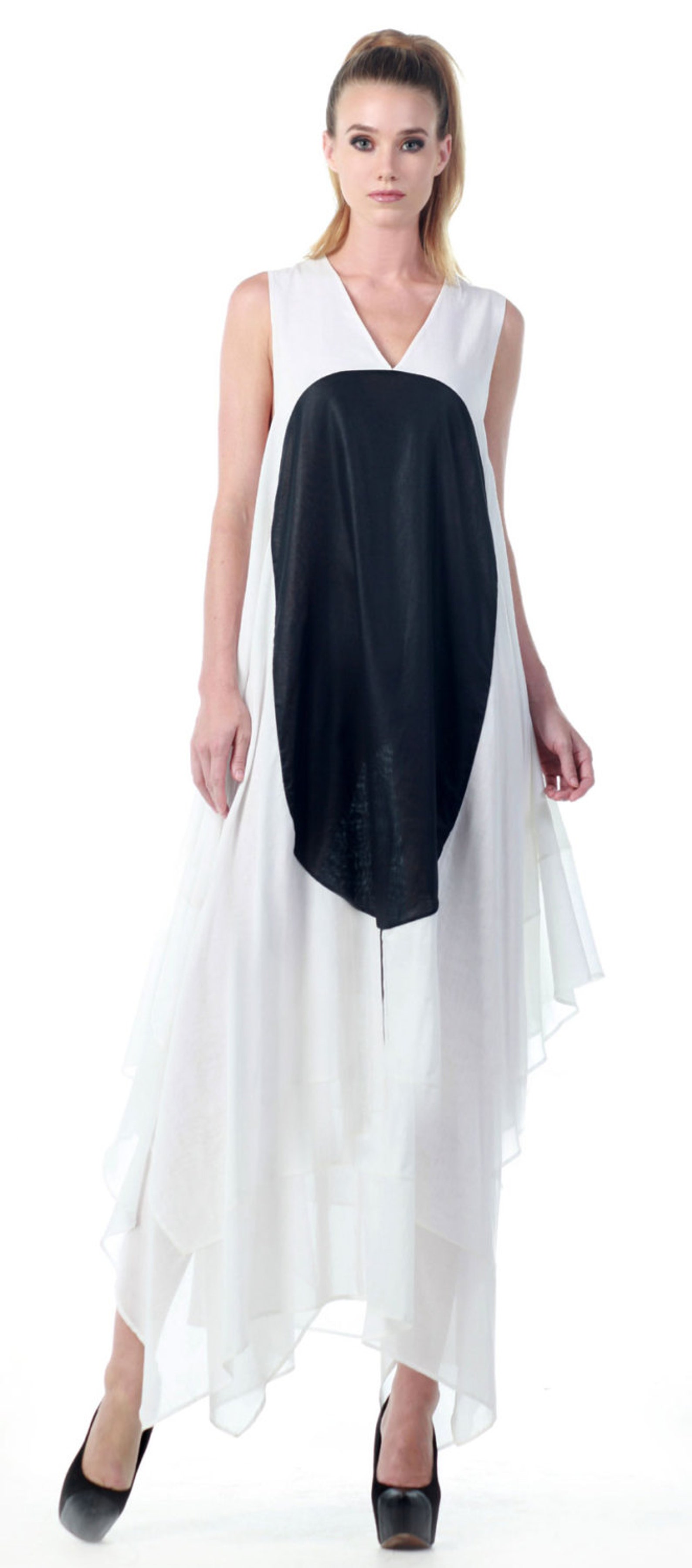 kaftan black and white