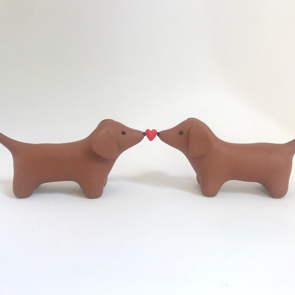 Dachshunds in Love - two kissing dachshunds with heart - couples engagement wedding gift romantic valentines for him for her