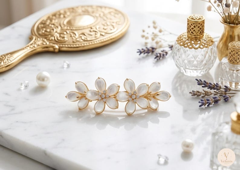 Barrette de mariée florale vintage strass Velunis