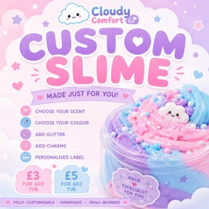 Könnte beinhalten: Ein durchsichtiger Kunststoffbehälter gefüllt mit rosa, blau und lila marmoriertem Schleim, verziert mit kleinen Stern- und Wolkenanhängern. Der Hintergrund zeigt den Text Cloudy Comfort Co. CUSTOM SLIME MADE JUST FOR YOU! sowie Optionen für Duft und Farbe.