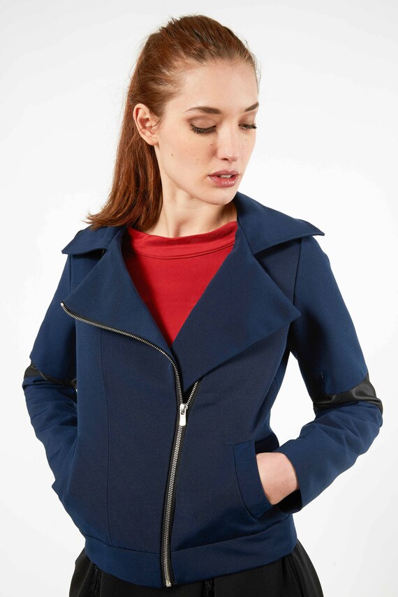 Short blue jacket