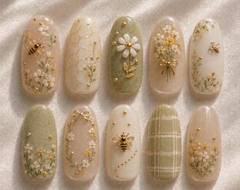 Sage Green Press On Nails Honey Bee Floral Nails 3D Daisy Charms Fake Nails Oval Shape Glue On Nails Cottagecore Luxury Hand Painted Art